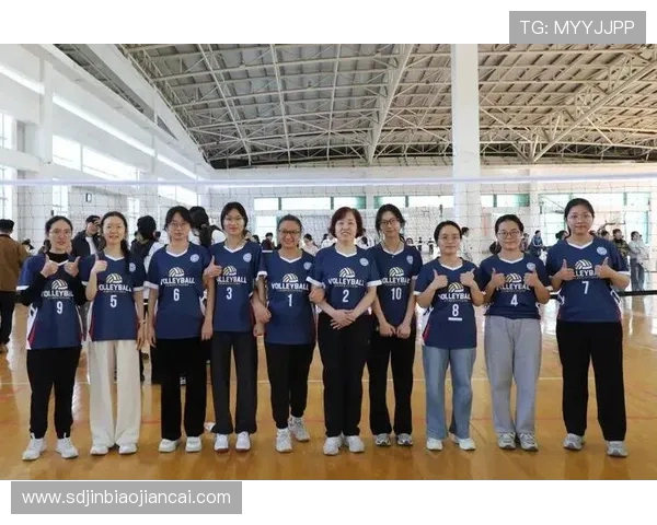 南京排球队心理素质强劲跻身全国第三名展现团队风采