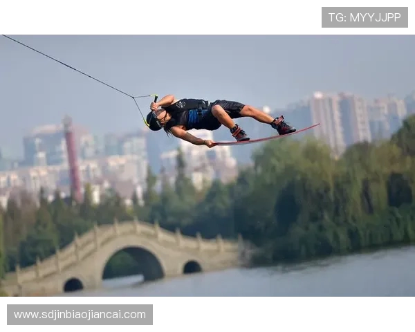 成都极限运动队战术解析：盯防打法的优势与应用探讨