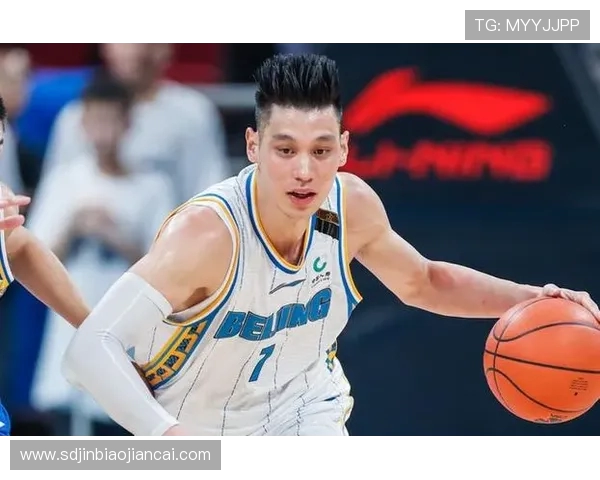 杭州篮球队在挑战赛中以79分稳居积分榜首位，展现强劲实力